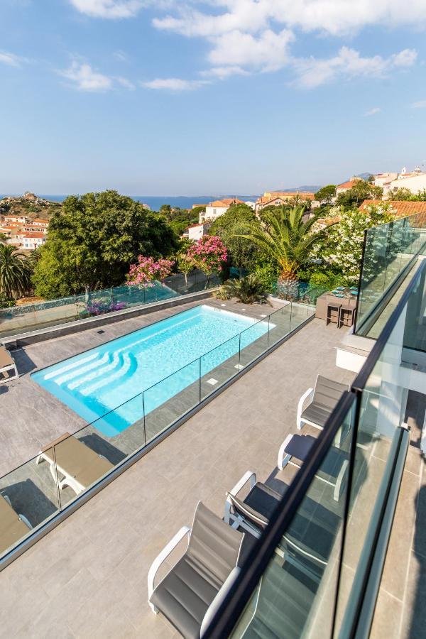 Hotel Villa R Calvi  Bagian luar foto